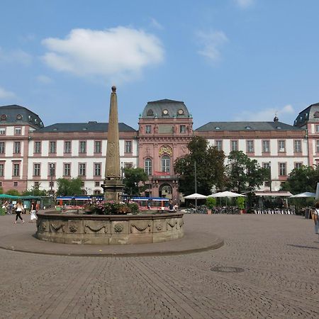 Holiday Inn Express - Darmstadt By Ihg Esterno foto