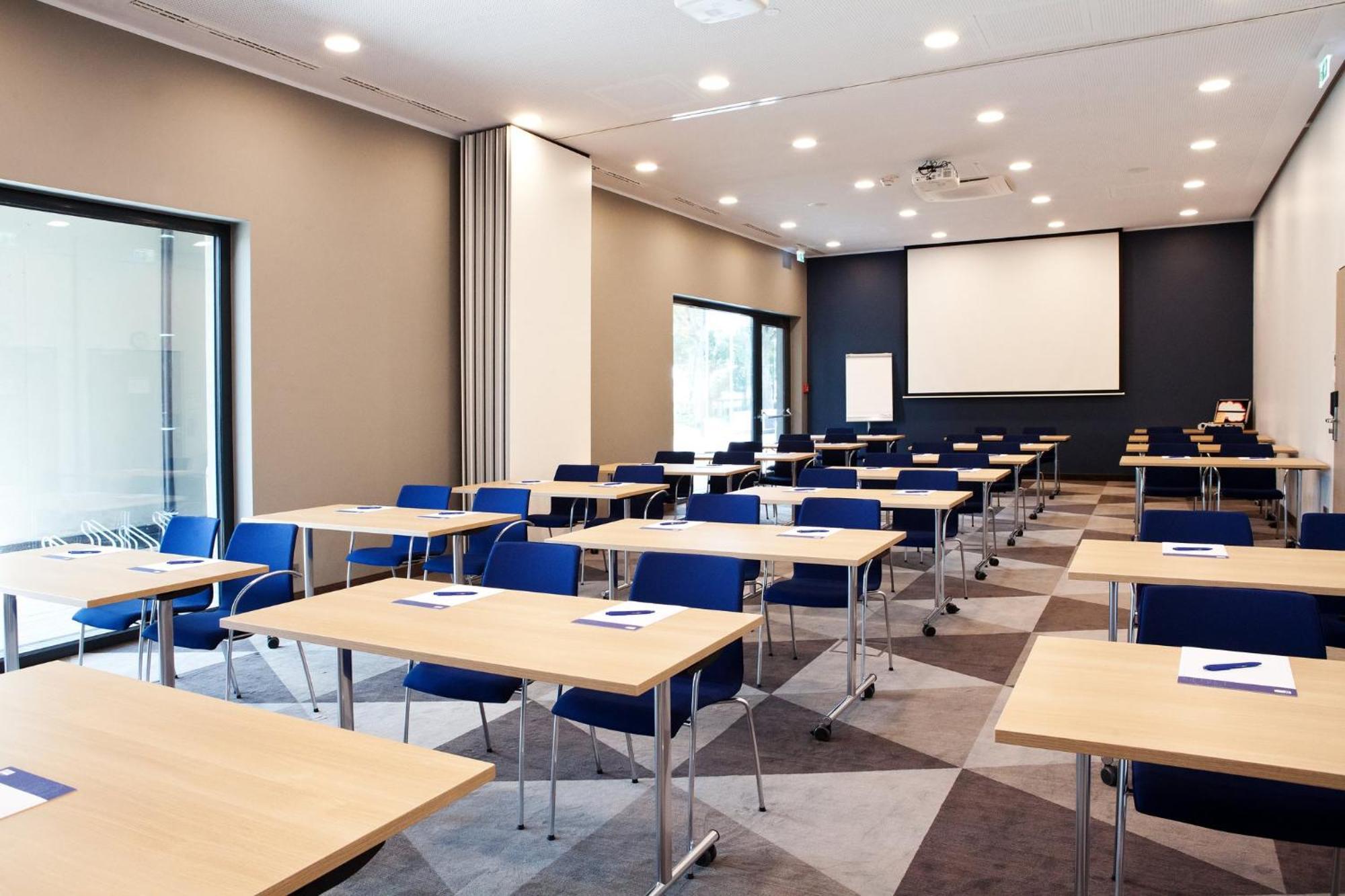 Holiday Inn Express - Darmstadt By Ihg Esterno foto